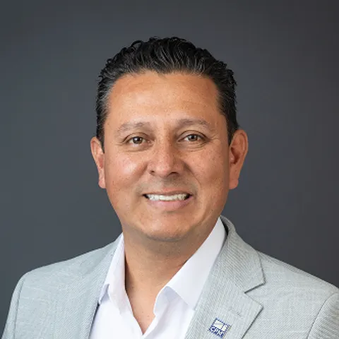 Portrait of Oscar Rodriguez-Aguila